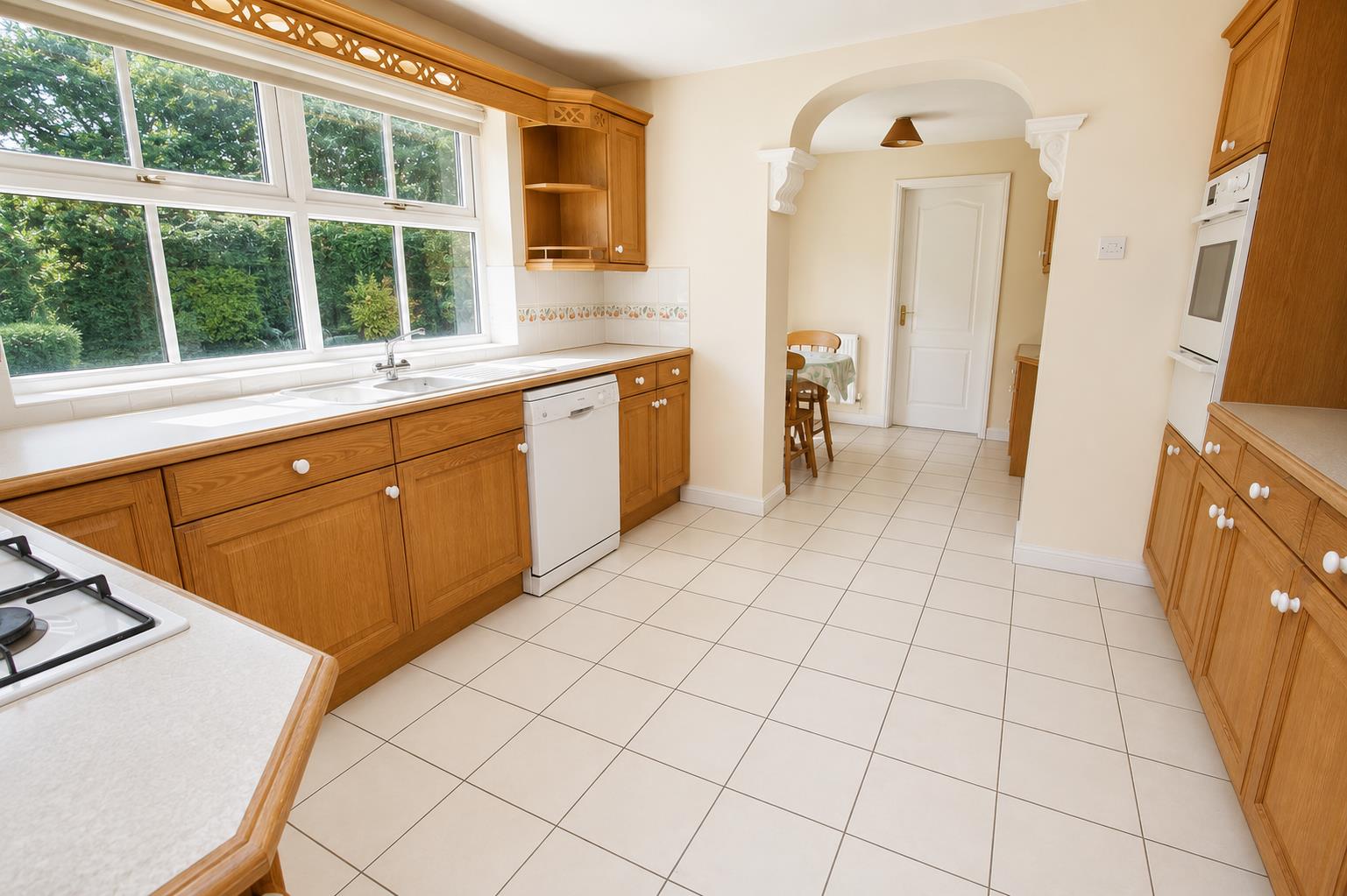 4 bed property in Meadowside, Reading